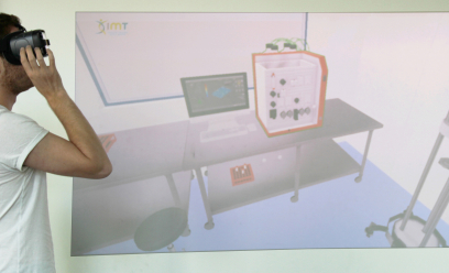 Utilisation de la réalité virtuelle et augmentée pour compléter la formation pratique sur le plateau technique