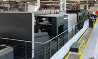 Presse offset pour l'impression du carton