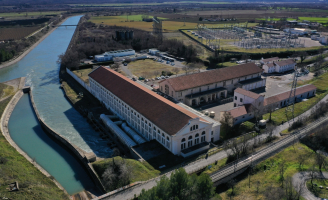 Vue aérienne de la centrale de Sainte-Tulle