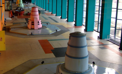 Salle des machines de la centrale hydroélectrique de Vogelgrun