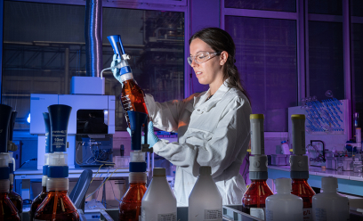 ALSACHIMIE Le quotidien d'une tehcnicienne de laboratoire
